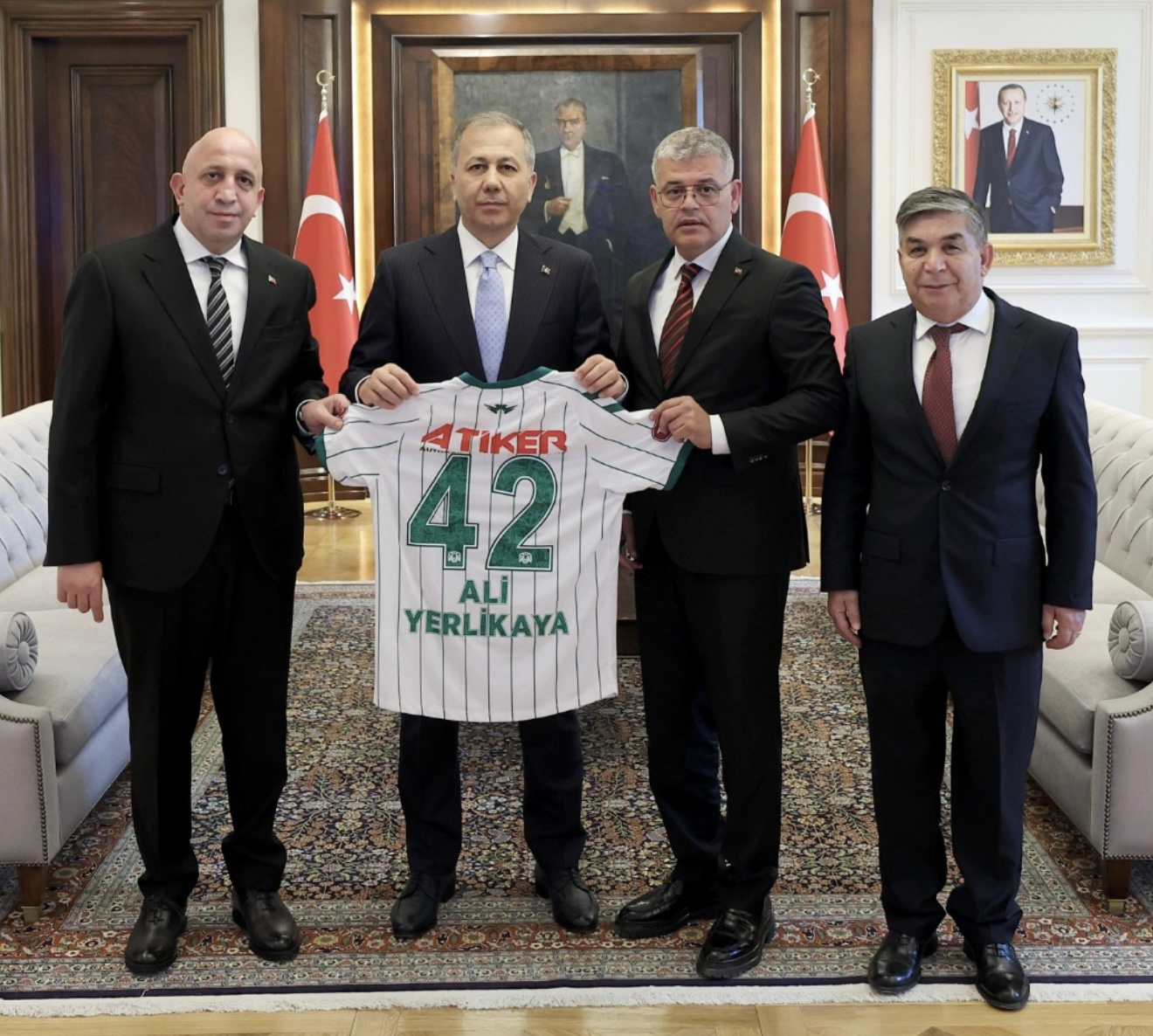 Konyaspor’da Yerlikaya‘ya ziyaret